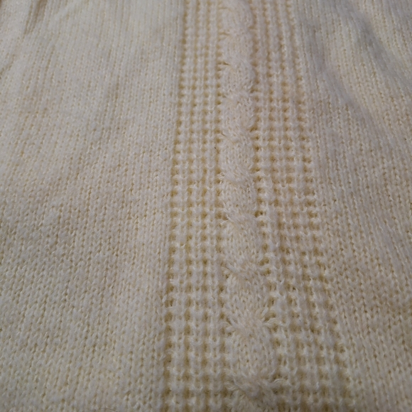 Vtg JP Knits Light Yellow Knitted Sweater Top W/ Faux Peal Buttons Size 22/24... - Picture 5 of 8